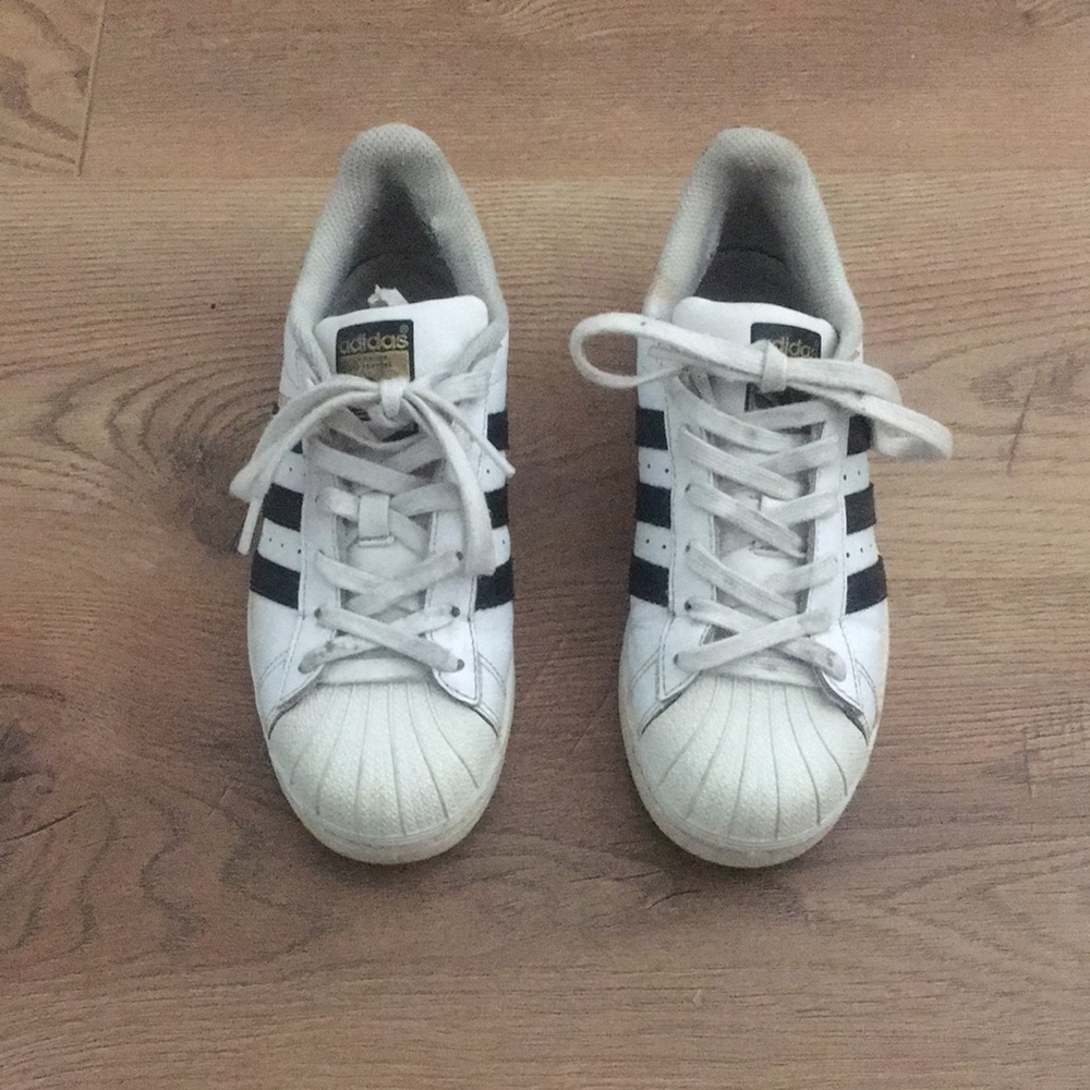 Adidas superstar